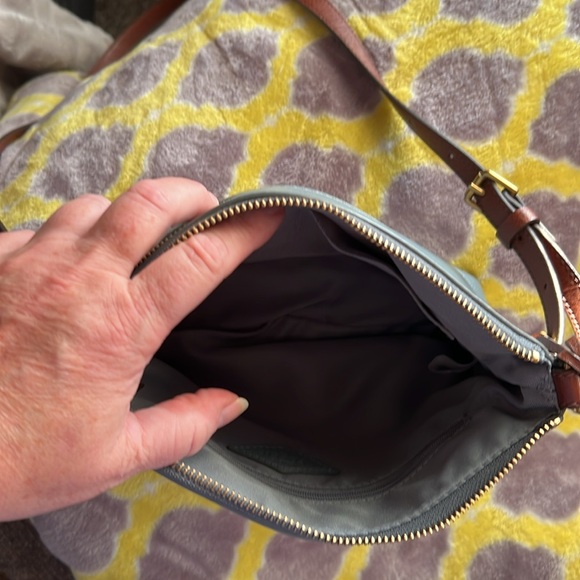 Handbag - Picture 6 of 7